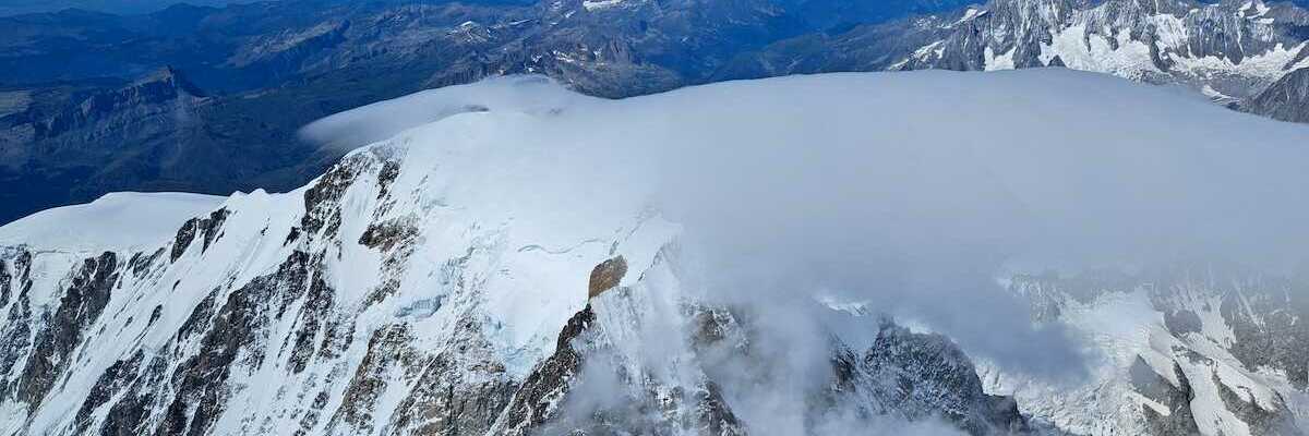 Flugwegposition um 14:06:35: Aufgenommen in der Nähe von 11013 Courmayeur, Aostatal, Italien in 5098 Meter